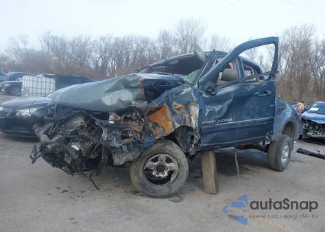 2006 Toyota Tundra Sr5 V8 z USA, uszkodzony, nr VIN 5TBDT441X6S519509